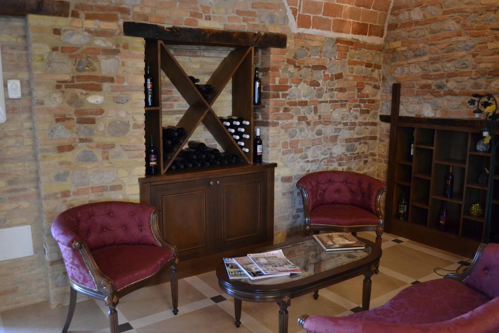 Agriturismo De Luca Mozzagrogna Eksteriør bilde