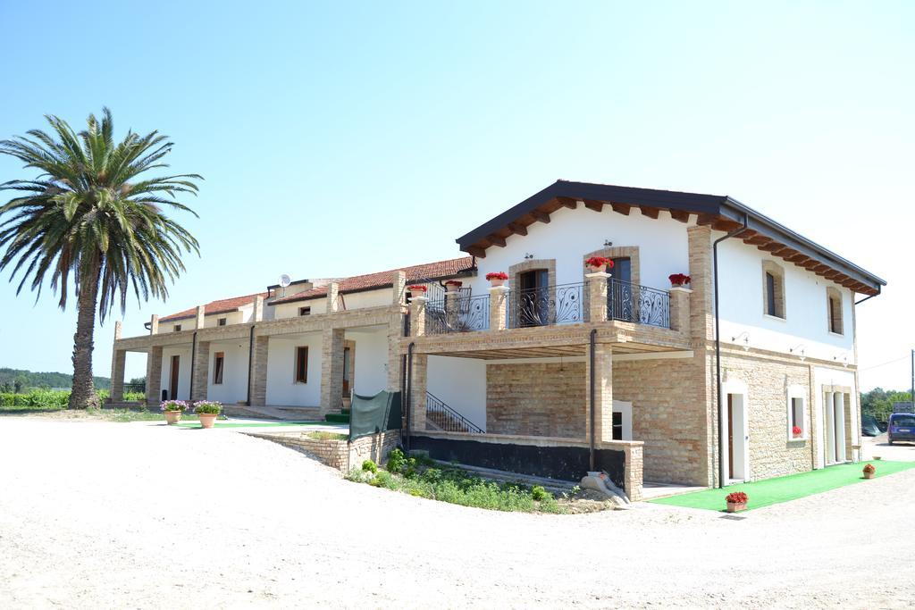 Agriturismo De Luca Mozzagrogna Eksteriør bilde