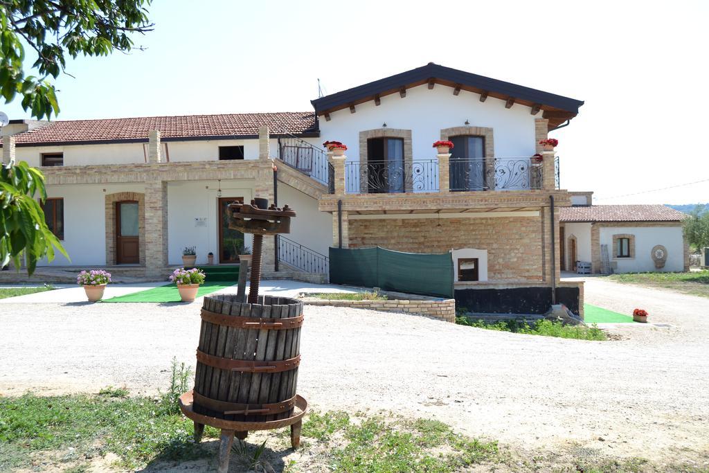 Agriturismo De Luca Mozzagrogna Eksteriør bilde