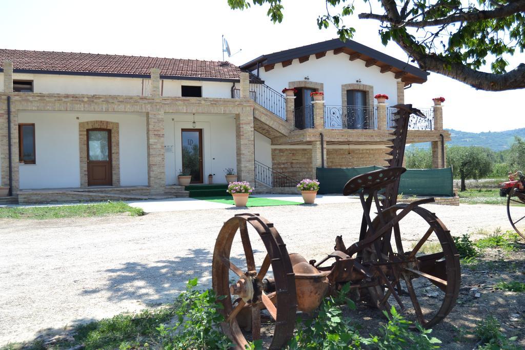 Agriturismo De Luca Mozzagrogna Eksteriør bilde