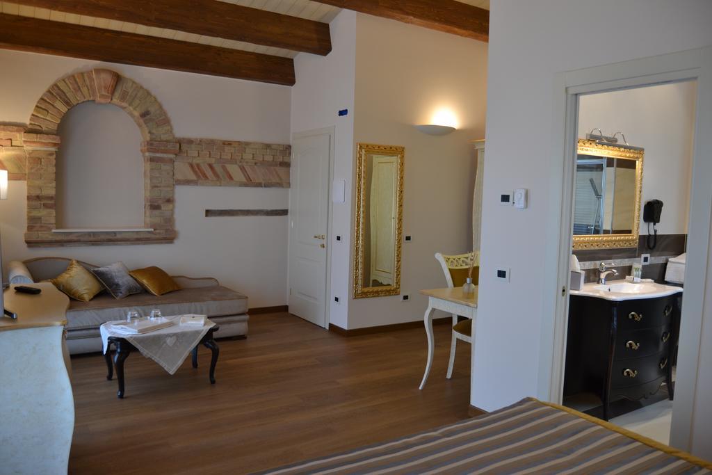Agriturismo De Luca Mozzagrogna Eksteriør bilde